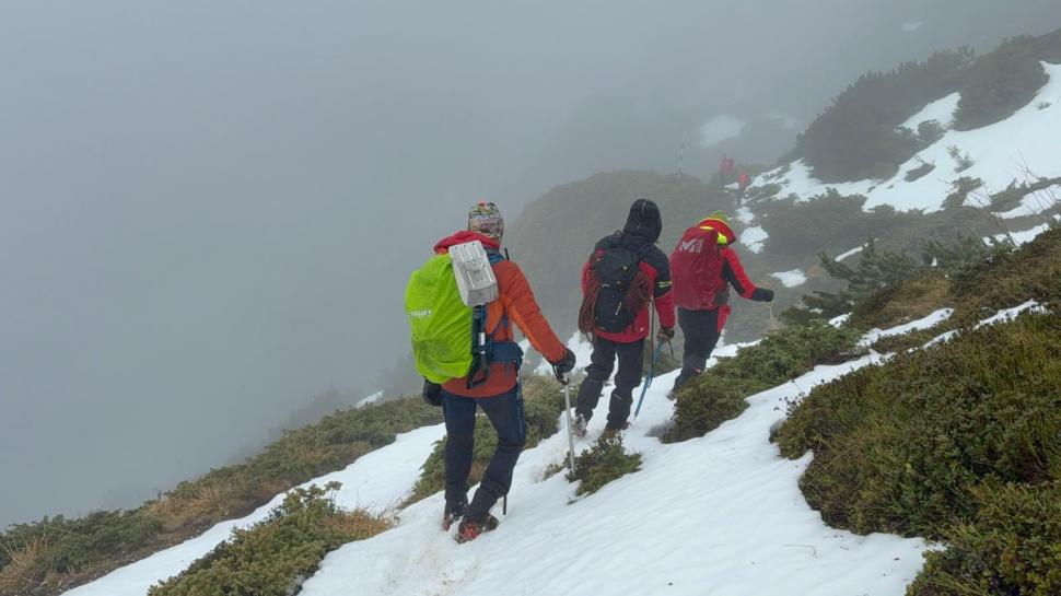 Căutări intense în Bucegi pentru un tânăr britanic dispărut de 8 zile. Plecase singur pe munte spre „casa lui Dracula” 1027973