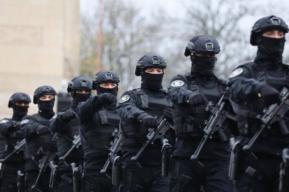 Imagini inedite cu parada din 1 decembrie 2025 de la București: Peste 3.000 de militari români și străini au defilat la Arcul de Triumf 1027860