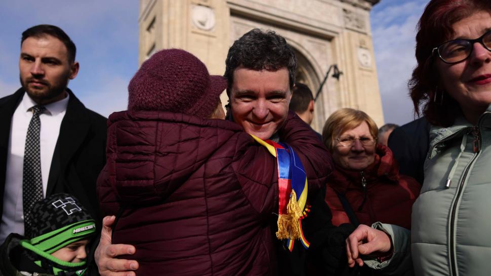 Imagini inedite cu parada din 1 decembrie 2025 de la București: Peste 3.000 de militari români și străini au defilat la Arcul de Triumf 1027883