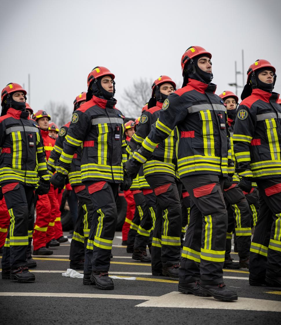 Imagini inedite cu parada din 1 decembrie 2025 de la București: Peste 3.000 de militari români și străini au defilat la Arcul de Triumf 1027945