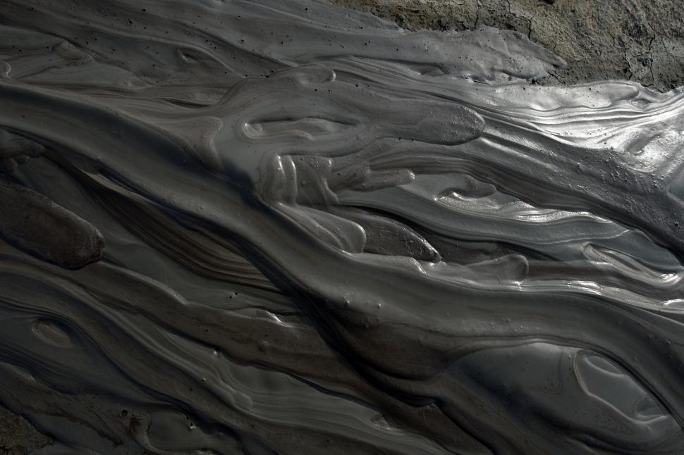 Nămolul de la Vulcanii Noroioși este trimis la analize. Rezultatul este esențial pentru locuitorii din zonă 1028160