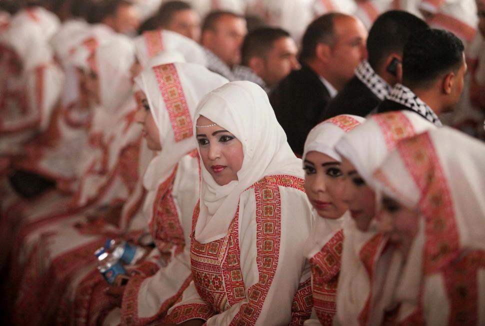 Imagini rare în Gaza, după ani de război. 54 de nunți au avut loc într-o singură zi 1028582