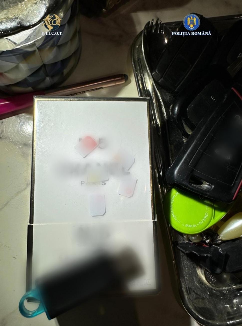 Percheziţii în România şi Italia: O grupare de traficanţi introducea droguri în penitenciarele din ţară cu ajutorul unei avocate 1028433