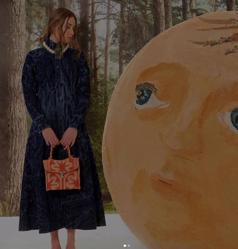 Ce s-a întâmplat cu fiica ilegitimă a lui Putin, în Paris, când a fost recunoscută de niște ucraineni. "Tatăl tau mi-a ucis fratele” 1028813