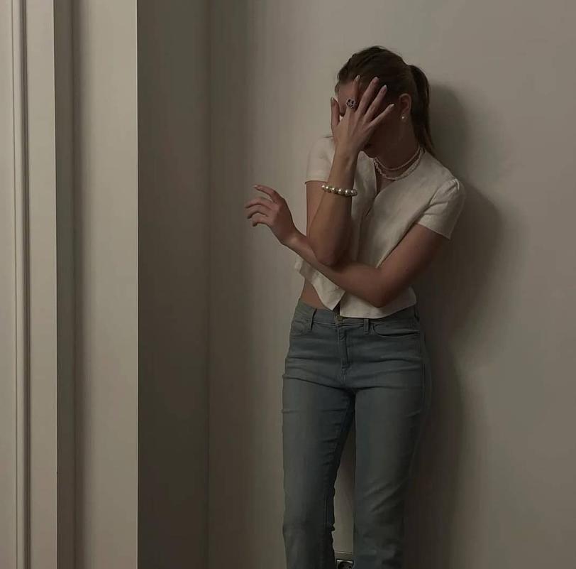 Ce s-a întâmplat cu fiica ilegitimă a lui Putin, în Paris, când a fost recunoscută de niște ucraineni. "Tatăl tau mi-a ucis fratele” 1028816