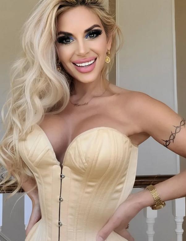 Femeia care și-a transformat viața într-un experiment. Terapiile extreme la care a ajuns Marcela din cauza fricii de bătrânețe 1028879