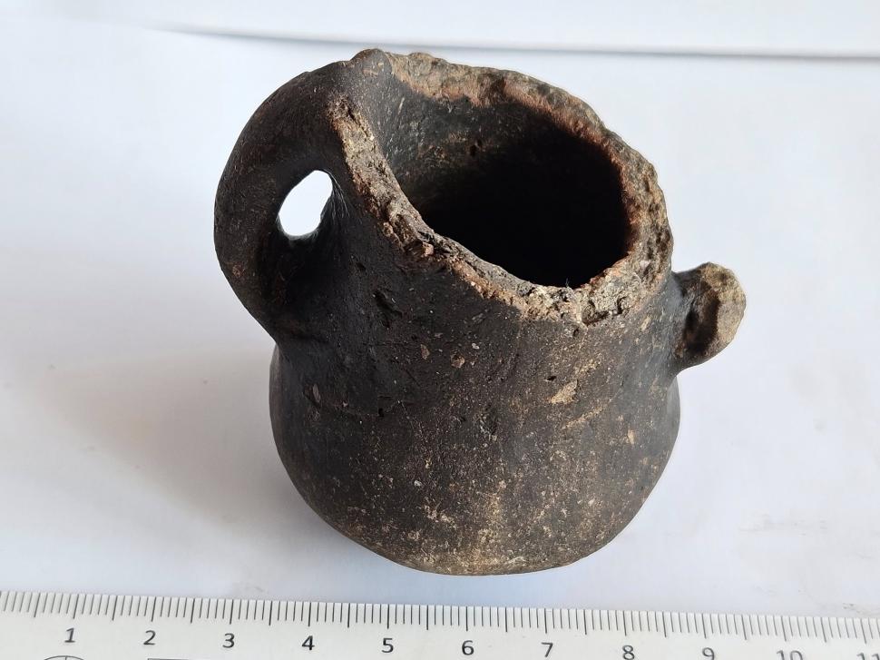 Noile descoperiri arheologice de la Cetatea Zânelor şi Dâmbul Cetăţii oferă detalii despre organizarea aşezărilor preistorice şi dacice 1029313