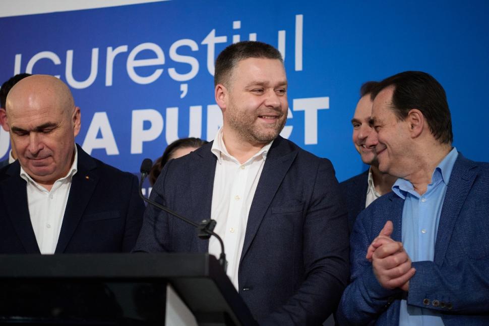 Ce nu s-a văzut la televizor în momentul anunțării exit-poll-ului. Imagini inedite cu Ciucu, Simion, Drulă și Anca Alexandrescu 1029735