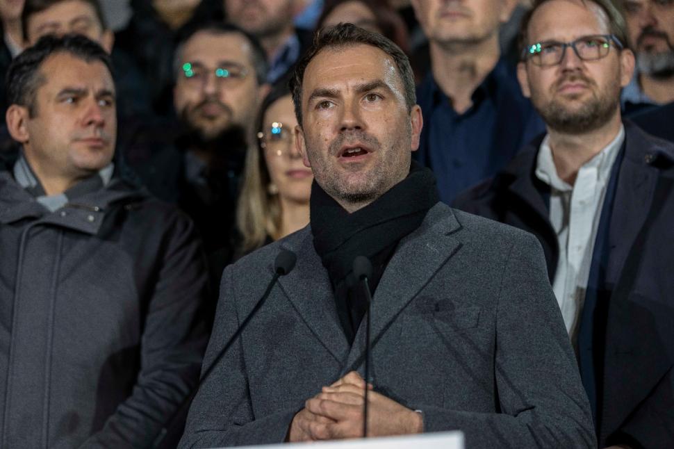 Ce nu s-a văzut la televizor în momentul anunțării exit-poll-ului. Imagini inedite cu Ciucu, Simion, Drulă și Anca Alexandrescu 1029757