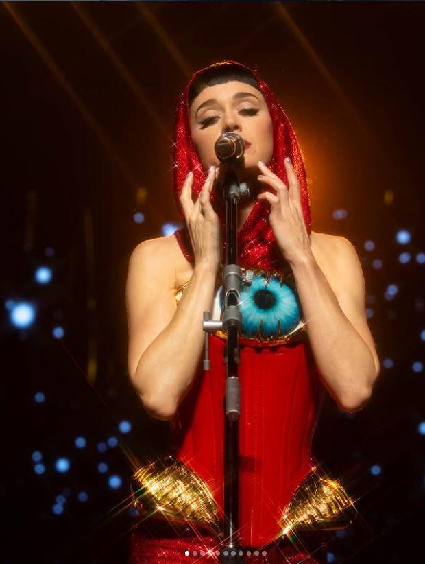 Katy Perry și-a oficializat relația cu Justin Trudeau pe Instagram. Imaginile cu iubitul ei i-au surprins pe fani 1029661