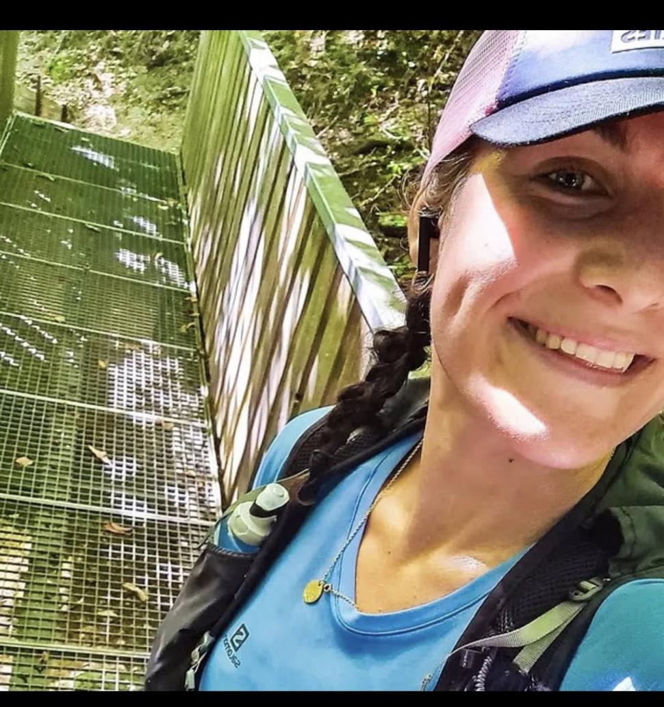 Momentul în care un alpinist și-a lăsat iubita să moară de frig pe un munte din Austria a fost surprins de o cameră web 1029542