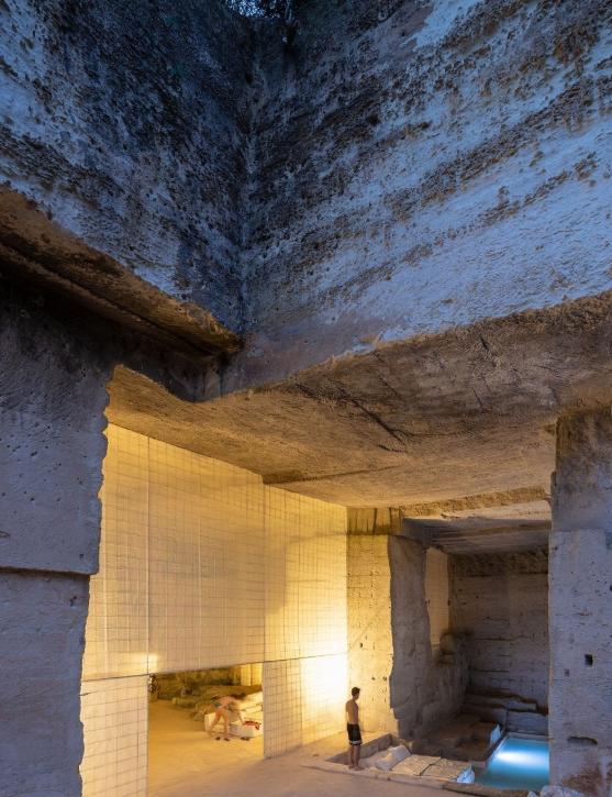 ​Vacanţele în peşteră, noua tendinţă de relaxare prin întoarcerea la primitiv. Cum se trăieşte o astfel de experienţă 1029914