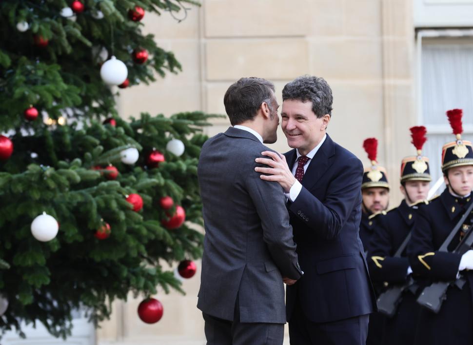 Întâlnirea dintre Nicușor Dan și Emmanuel Macron, în imagini. Cum a fost primit președintele României la Palatul Elysee 1030195