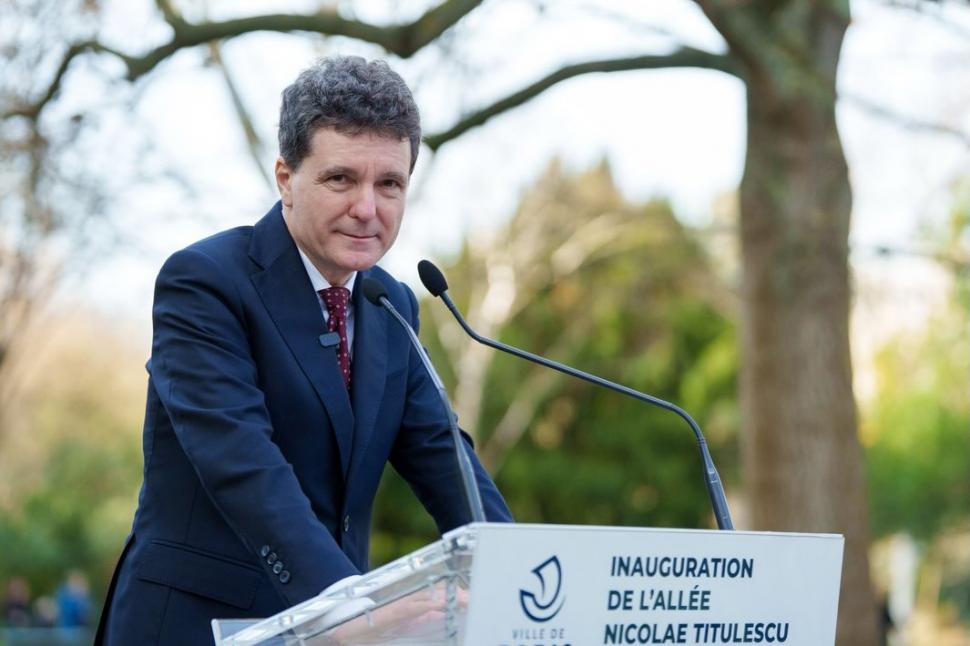 Întâlnirea dintre Nicușor Dan și Emmanuel Macron, în imagini. Cum a fost primit președintele României la Palatul Elysee 1030208