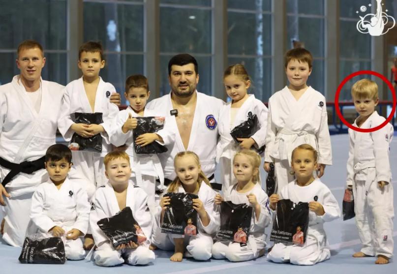 Imagini cu fiii secreți ai lui Vladimir Putin. De ce Ivan și Vlad sunt ascunși pe o proprietate fortificată, în pădure 1030465