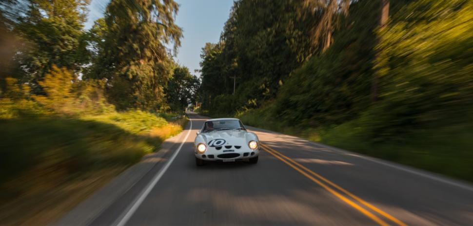 Singurul Ferrari 250 GTO alb din lume va fi scos la licitație. Experţii se aşteaptă la un preţ record 1030509