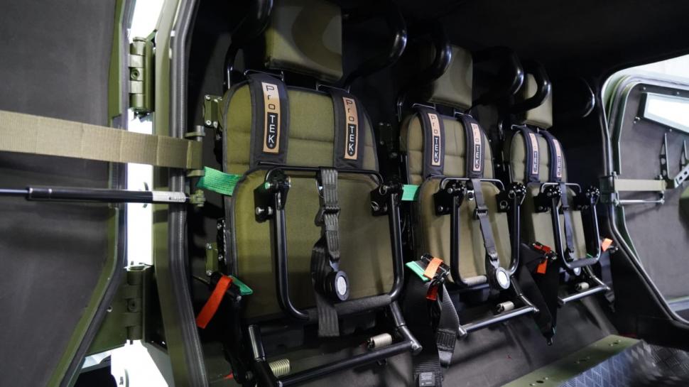 Vlah, primul vehicul blindat fabricat integral în România, a fost prezentat oficial. Cum arată 1031103