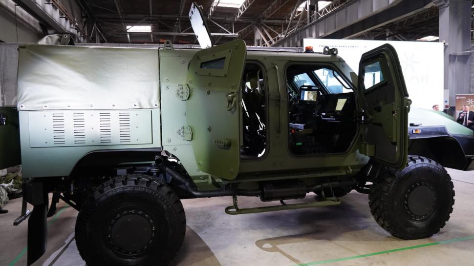 Vlah, primul vehicul blindat fabricat integral în România, a fost prezentat oficial. Cum arată 1031104