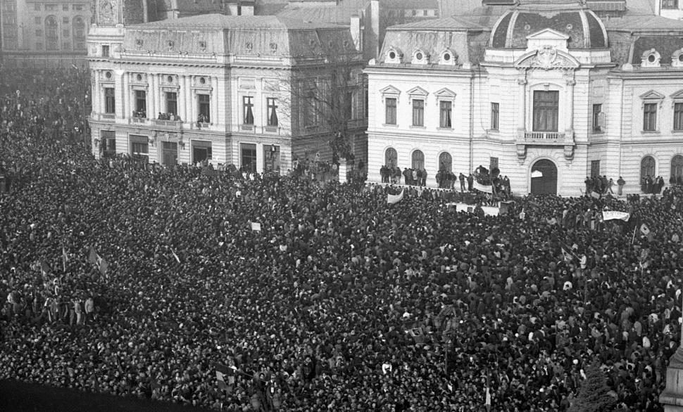 35 de ani de la Revoluție. Ce s-a întâmplat pe 16 decembrie 1989 la Timișoara a declanșat prăbușirea comunismului: Imagini de arhivă 1031532