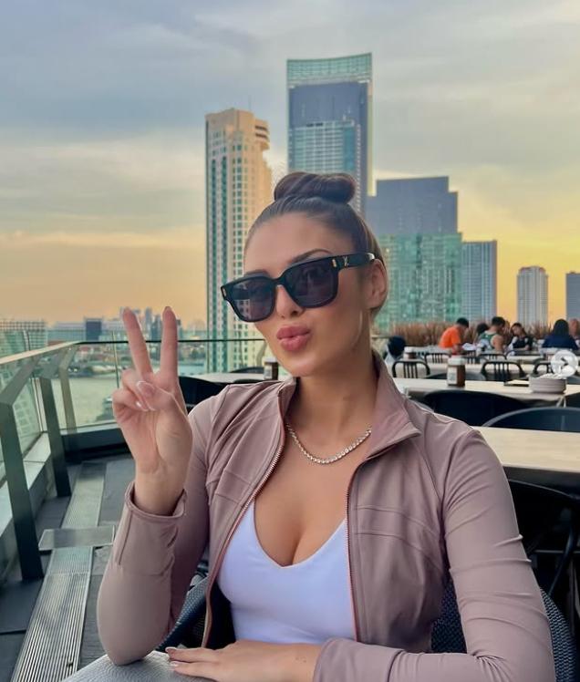 Miss Finlanda s-a pozat într-o ipostază care a stârnit scandal, iar coroana i-a fost retrasă: „Vreau să îmi cer scuze” 1031367