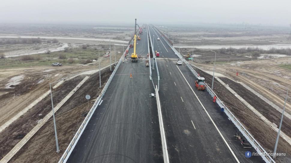 Un nou tronson din Autostrada Moldovei se deschide circulației. Imagini de pe șantier, se fac ultimele lucrări 1031576