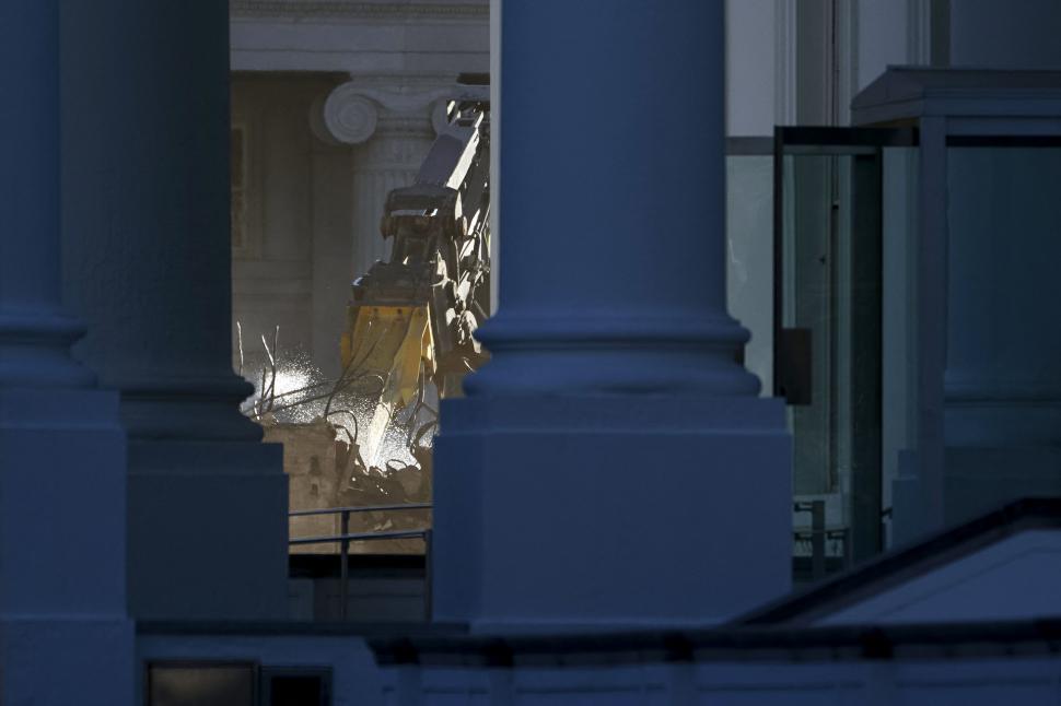 Construcția sălii de bal de 300 de milioane de dolari la Casa Albă a fost contestată în instanţă: „Trump nu are voie să demoleze” 1031777