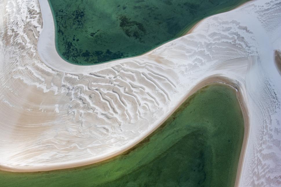 Deșertul plin de lagune, unic în lume, este vizitat de sute de mii de oameni în fiecare an: Cum arată și unde este „miracolul natural” 1031723