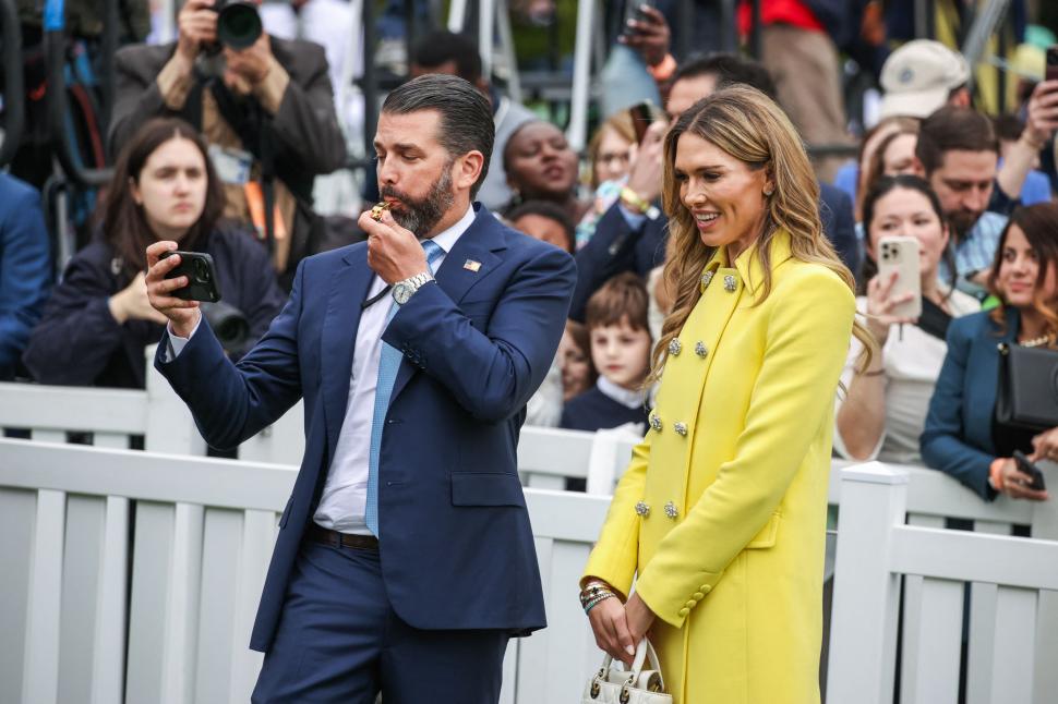 Donald Trump Jr. şi Bettina Anderson s-au logodit după un an de relaţie 1031639