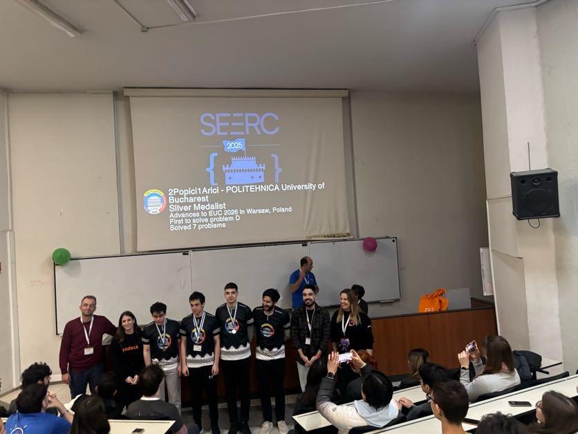 România, pe primul loc la SEERC 2025: A obţinut cele mai multe medalii şi una dintre echipe s-a calificat în finala mondială ICPC 1031752