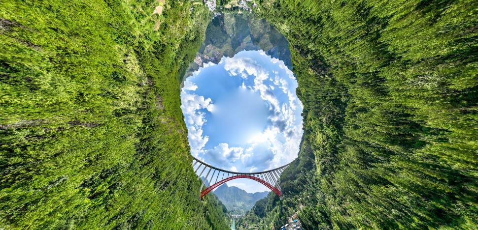 Provincia cu 32.000 de poduri pare un fundal de film SF. Cum arată structurile record: I se mai spune și „Muzeul mondial al podurilor” 1031830