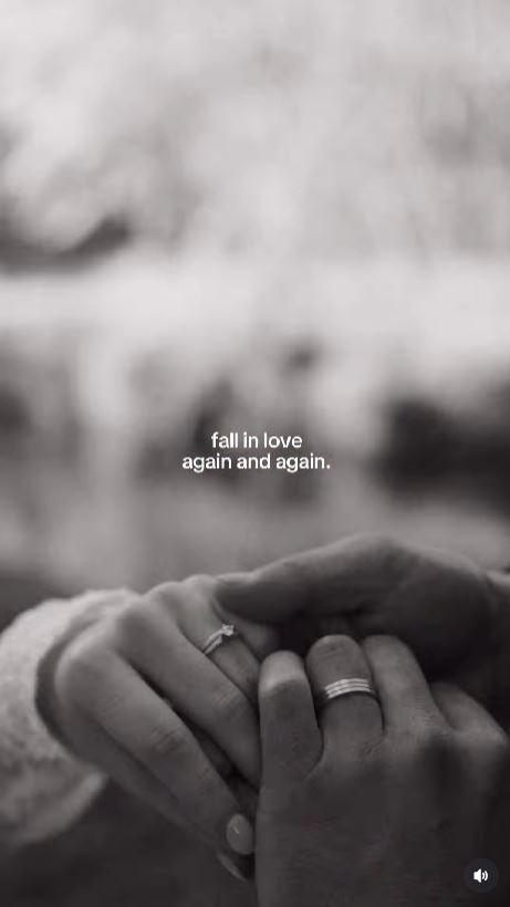 O mireasă fără machiaj a devenit virală după ce a publicat poze din ziua nunții. Motivul surprinzător pentru care a ales naturalețea 1032436