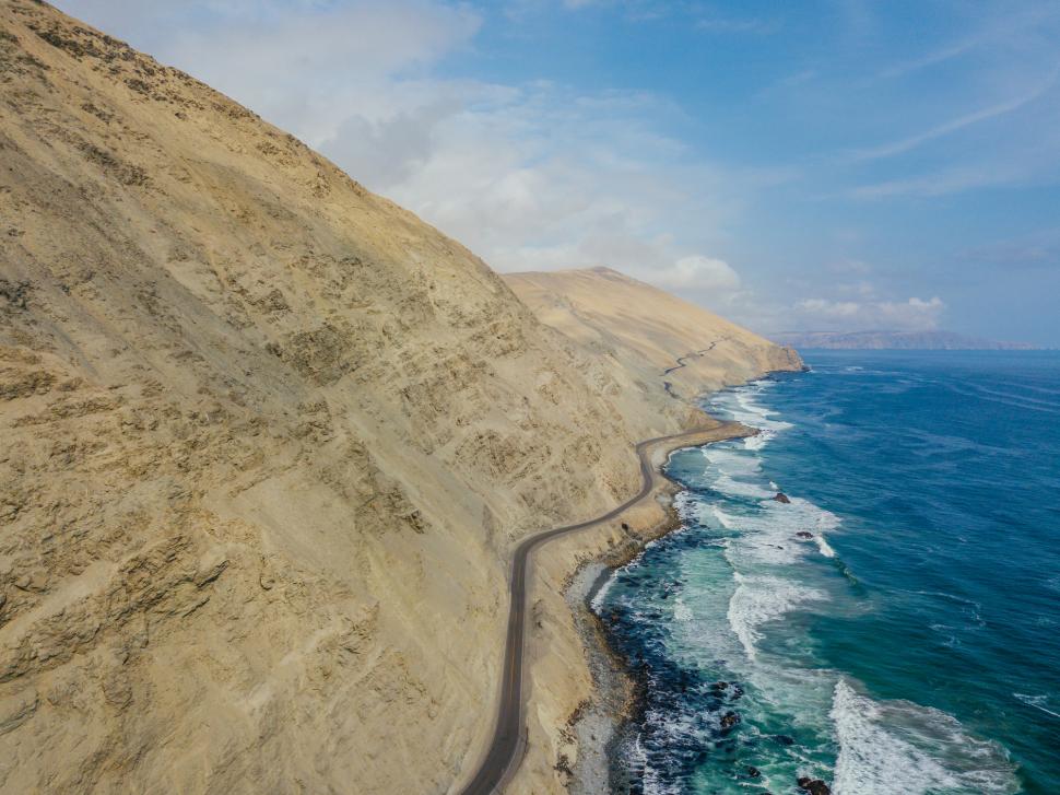 Cel mai lung drum din lume are 30.600 de kilometri și traversează 14 țări. Cât durează călătoria dintr-un capăt în altul 1033229