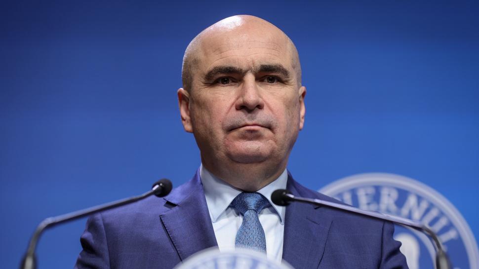 Ilie Bolojan, în direct la Antena 3 CNN. Premierul vorbeşte, cu Sabina Iosub, despre subiectele fierbinţi ale zilei