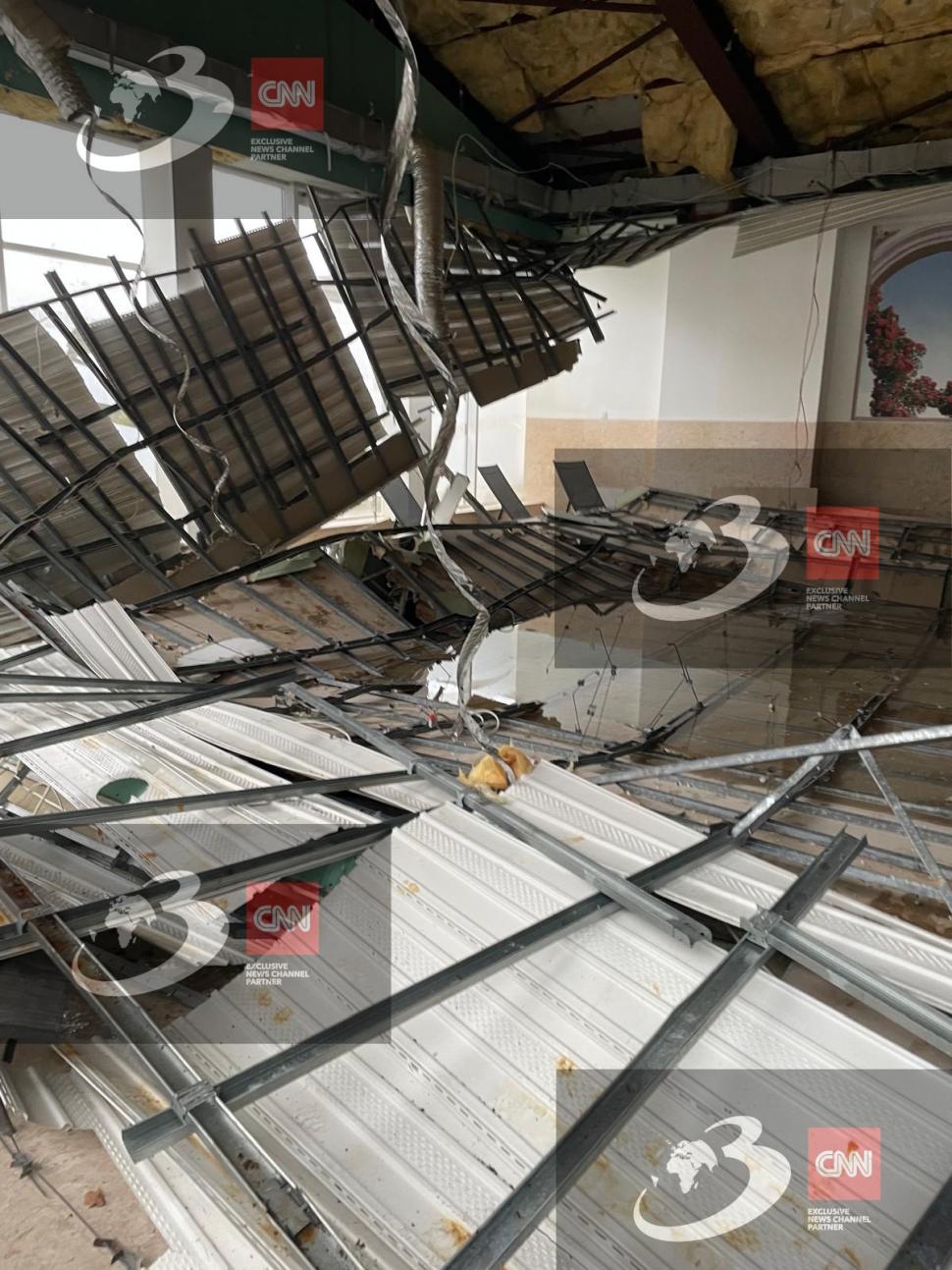 Imagini exclusive cu dezastrul de la hotelul de lux din Sibiu, unde tavanul s-a prăbușit peste turiști 1033593