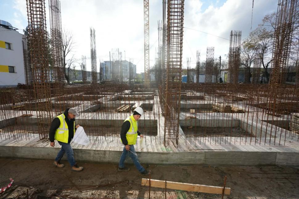 Sectorul 3 accelerează investițiile în infrastructura educațională: 7 unități în execuție și 3 noi contracte de finanțare semnate 1033503