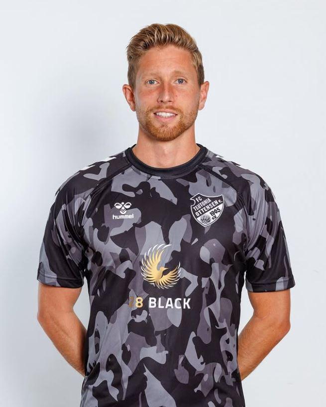 Un fotbalist german a murit la 34 de ani, după ce a căzut de la 70 de metri dintr-un telescaun. Soţia lui a suferit mai multe răni 1033739