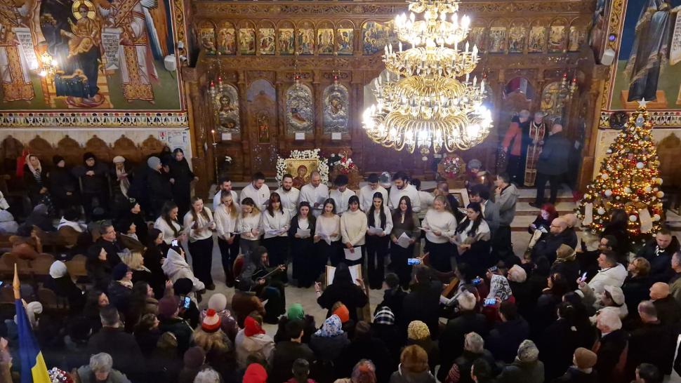 "Am strâns 6.800 de euro". Cum ajută asociaţiile studenţeşti oamenii cu situaţii sociale precare 1033555