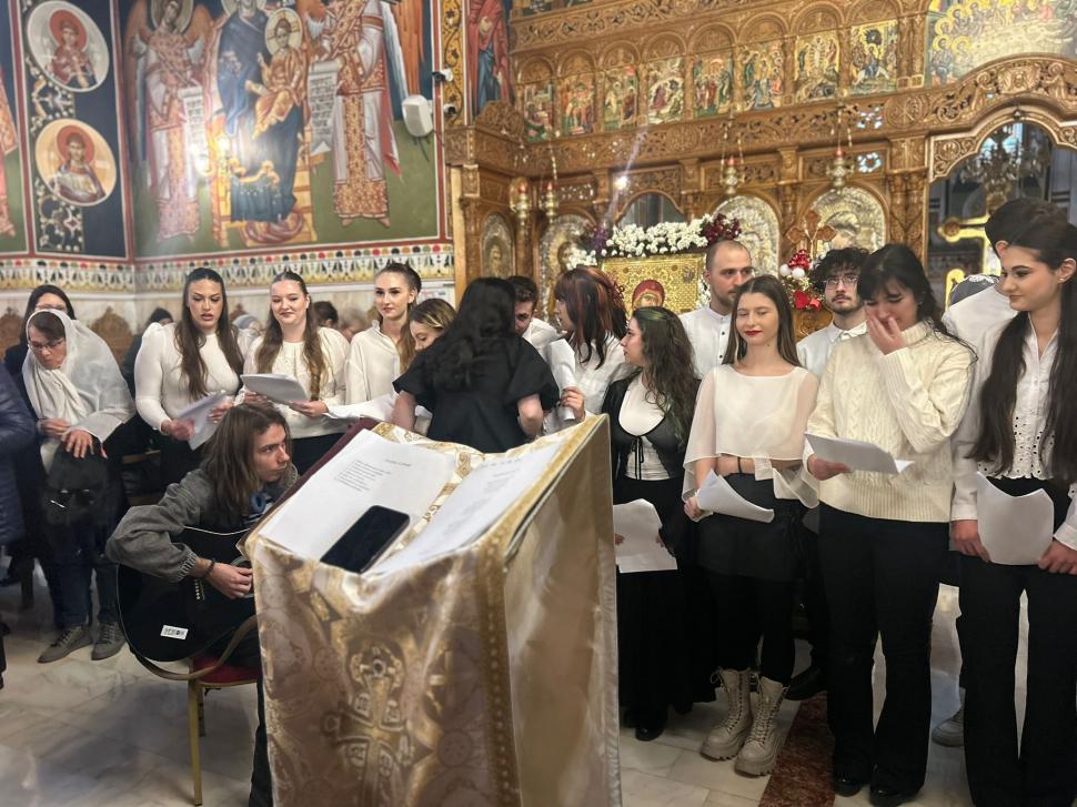 "Am strâns 6.800 de euro". Cum ajută asociaţiile studenţeşti oamenii cu situaţii sociale precare 1033686