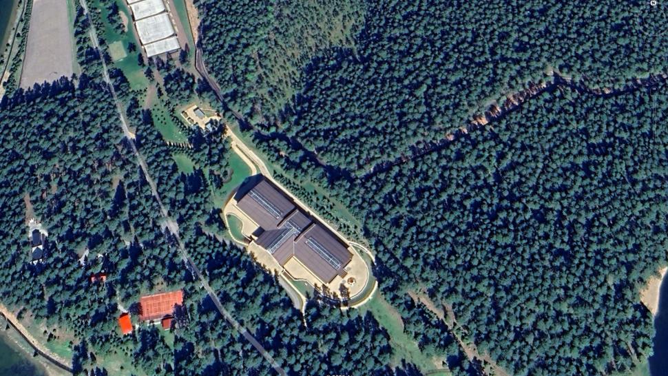 Cum arată palatul lui Putin din Novgorod despre care Rusia susține că ar fi fost atacat de Ucraina. Imagini din satelit 1034759