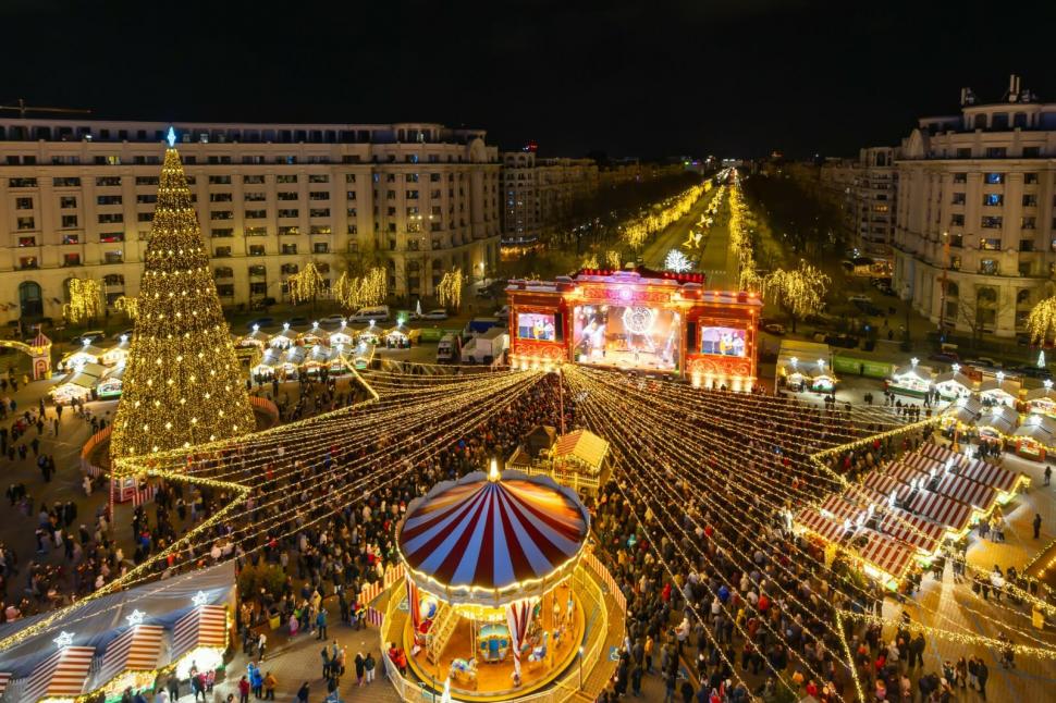 Târgurile de Crăciun 2025 din București s-au închis. Număr record de vizitatori: peste 1,5 milioane. Cum au arătat decorațiunile 1034820