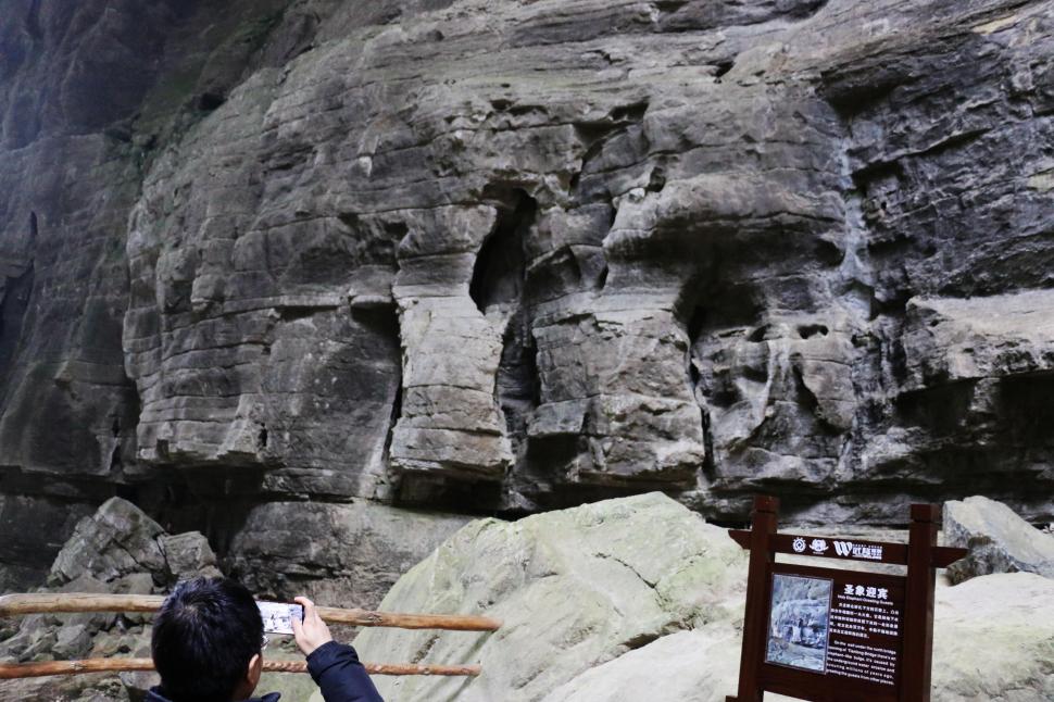 Podurile din Wulong au ajuns o atracție principală în „orașul 8D” Chongqing: Cum arată cele 3 minuni naturale care apar în Transformers 1035075