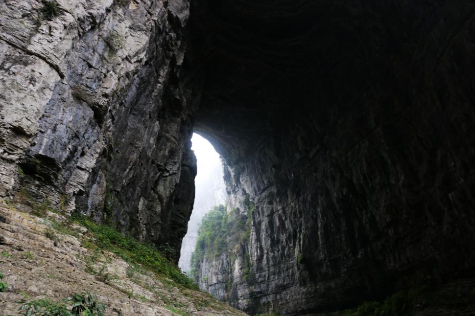 Podurile din Wulong au ajuns o atracție principală în „orașul 8D” Chongqing: Cum arată cele 3 minuni naturale care apar în Transformers 1035077