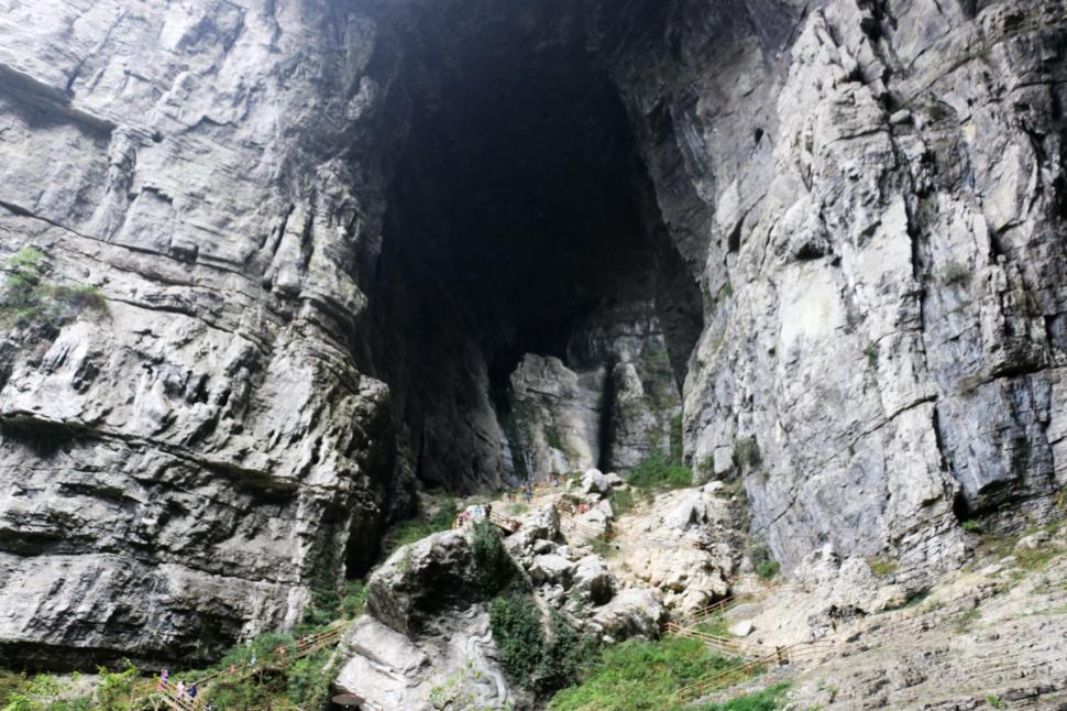 Podurile din Wulong au ajuns o atracție principală în „orașul 8D” Chongqing: Cum arată cele 3 minuni naturale care apar în Transformers 1035078