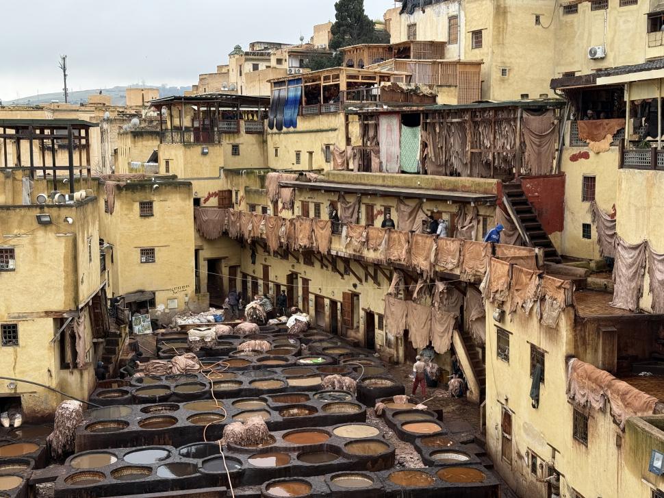 Cum arată cea mai veche pielărie din lume și de ce aici găinațul de porumbel se vinde cu 20 de euro kilogramul 1035134