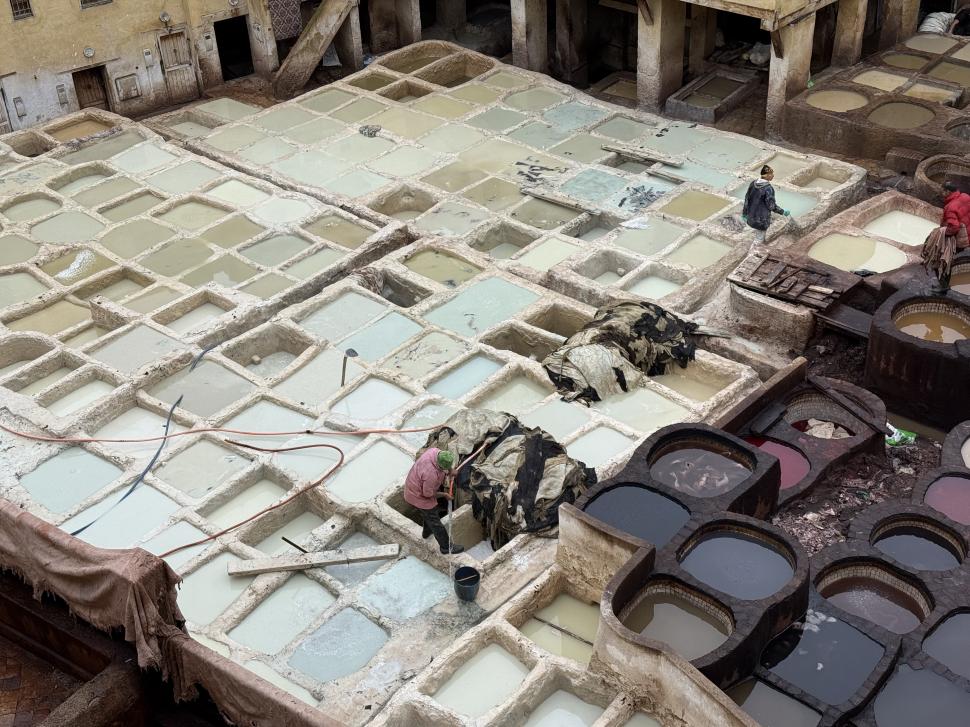 Cum arată cea mai veche pielărie din lume și de ce aici găinațul de porumbel se vinde cu 20 de euro kilogramul 1035137