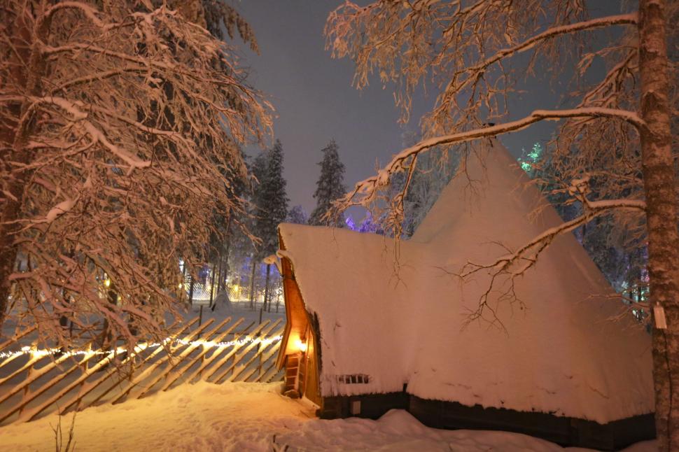 Satul lui Moș Crăciun din Laponia, copleșit de turiști. Cum o cabană pentru o fostă Primă Doamnă a devenit o industrie de milioane 1035310