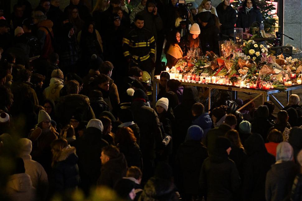 S-a deschis anchetă penală împotriva patronilor barului, pentru incendiul din Crans-Montana. Bilanțul victimelor și filmul tragediei 1035544