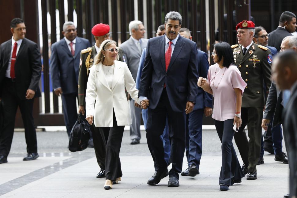 „Ea e puterea din spatele tronului”. Cine e Cilia Flores, soția lui Maduro și „prima combatantă” a socialismului venezuelean 1035802