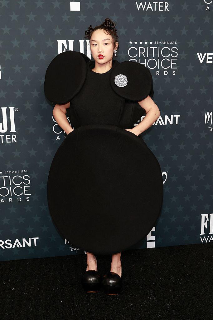 Cele mai spectaculoase ținute de la Critics Choice Awards 2026. Vedetele care au strălucit pe covorul roșu și câștigătorii galei 1035920