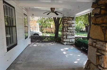 Doi soți au cumpărat un conac istoric cu 400.000 de dolari. Apoi, proiectul lor de renovare a luat o întorsătură dramatică  1036641